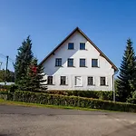 Vendégház Jizerske Hory, Apartmany, Zahrada, Parkovani Zdarma Lázně Libverda