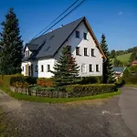 Gæstehus Jizerske Hory, Apartmany, Zahrada, Parkovani Zdarma 3*