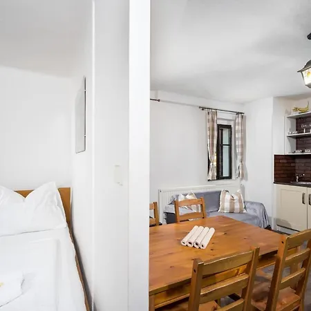 Jizerské hory, apartmány, zahrada, Penzion Pod Sudem