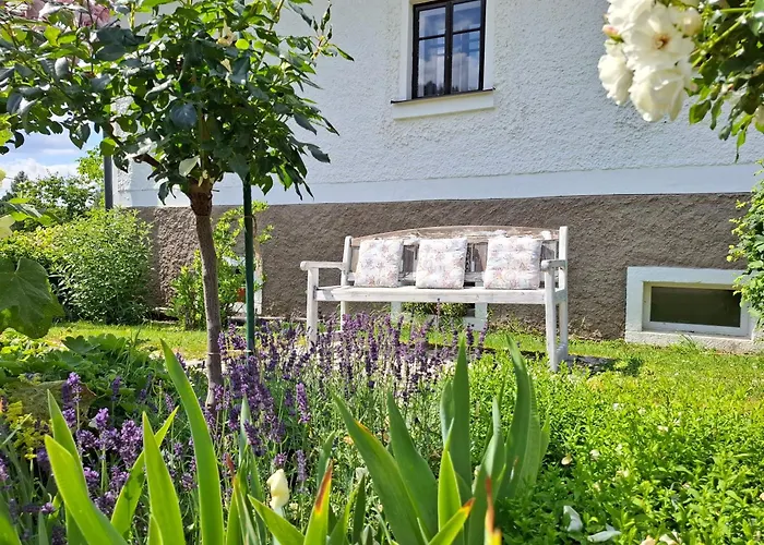 Stylové apartmány se zahradou - Lázně Libverda 3*